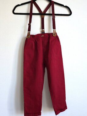 A&J DESIGN Boys' Red Chinos with Detachable Suspenders (Size 120 / 4-5Y)